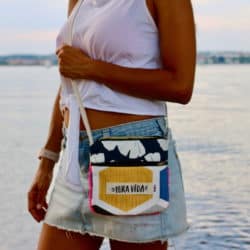 Kosmetiktaschen, Etui oder Strandtaschen Unikate, handgemacht, gelb, schwarz und einem Pura Vida Aufdruck