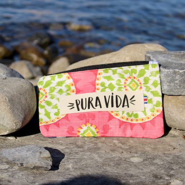 Kosmetiktaschen, Etui oder Strandtaschen Unikate, handgemacht pink, grün und einem Pura Vida Aufdruck