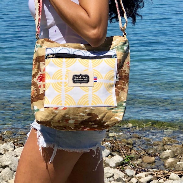 Kosmetiktaschen, Etui oder Strandtaschen Unikate, handgemacht gelbe Kreise